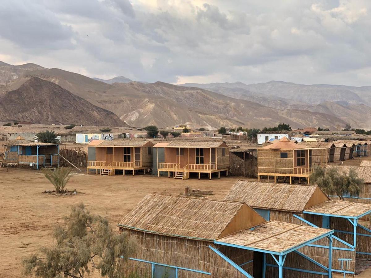 Отель Half Moon Camp Таба Экстерьер фото