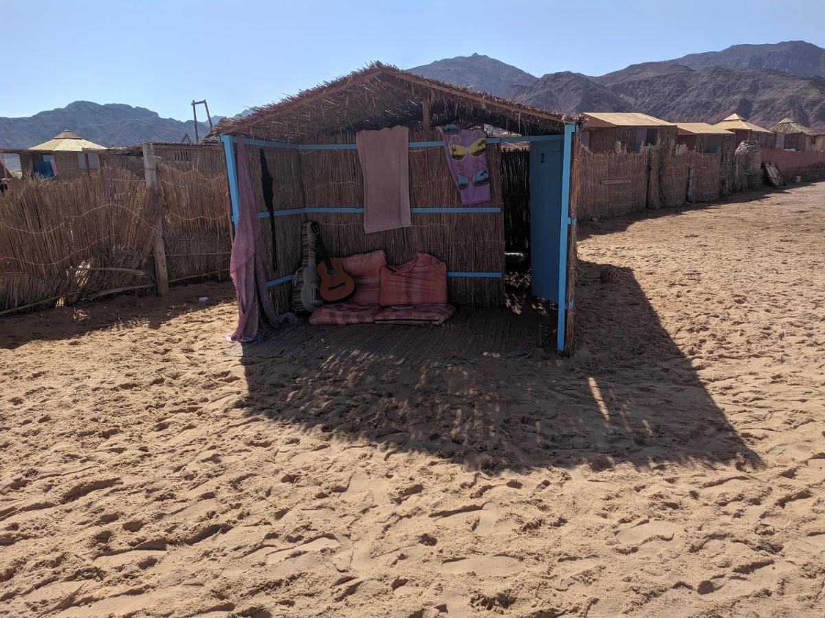 Отель Half Moon Camp Таба Экстерьер фото
