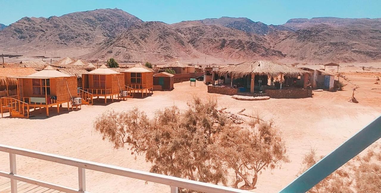 Отель Half Moon Camp Таба Экстерьер фото