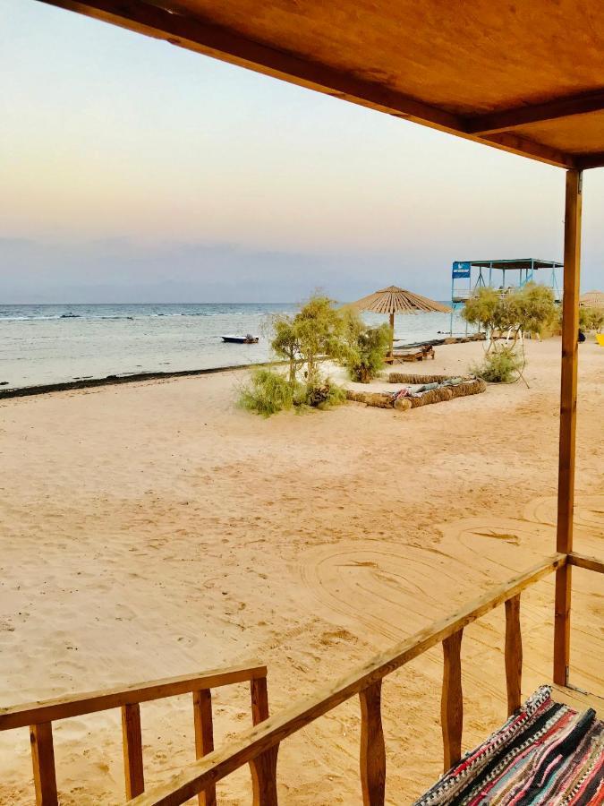 Отель Half Moon Camp Таба Экстерьер фото